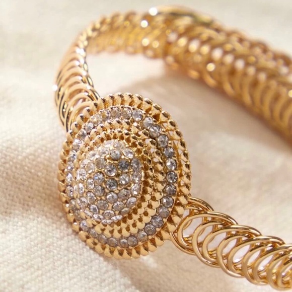 Luxury Adjustable Rhinestone Decor Bracelet - Picture 2 of 3